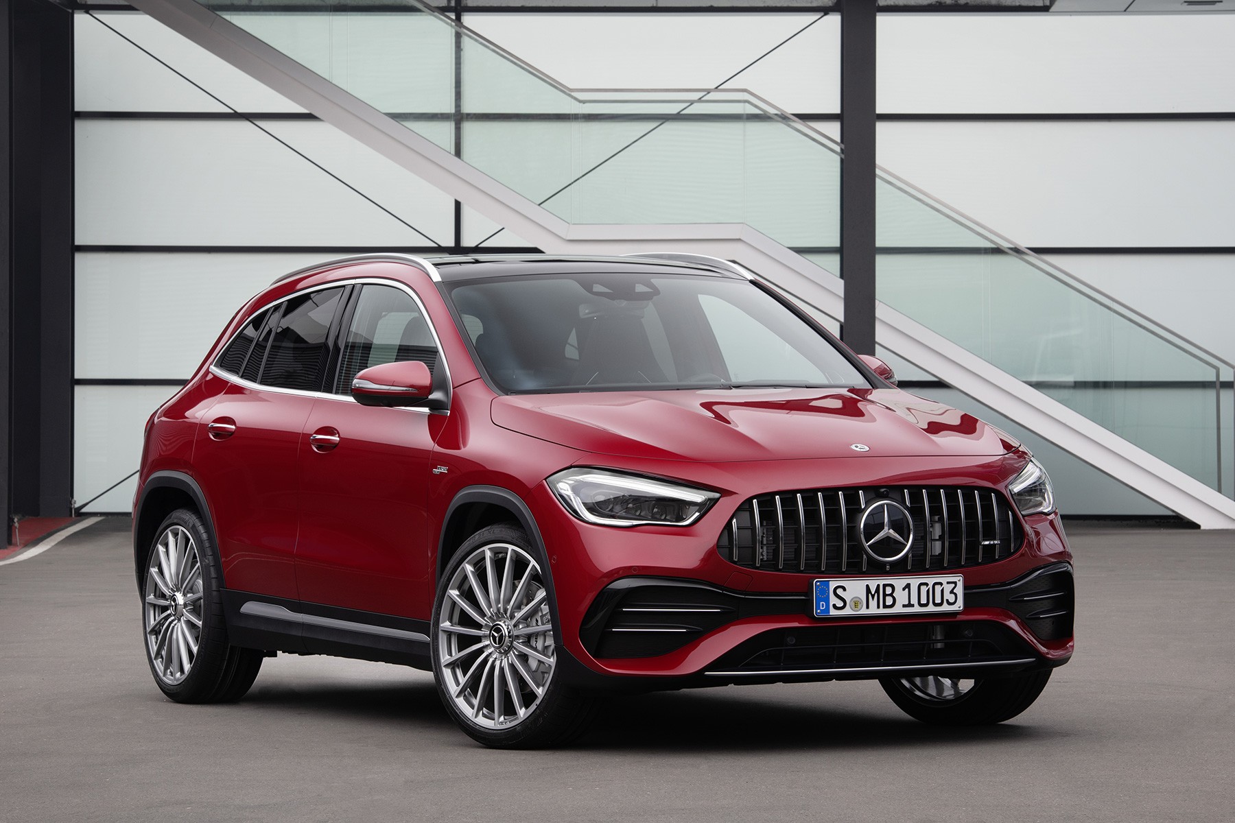Reprogramiranje vozila Mercedes-Benz GLA 35 AMG  306