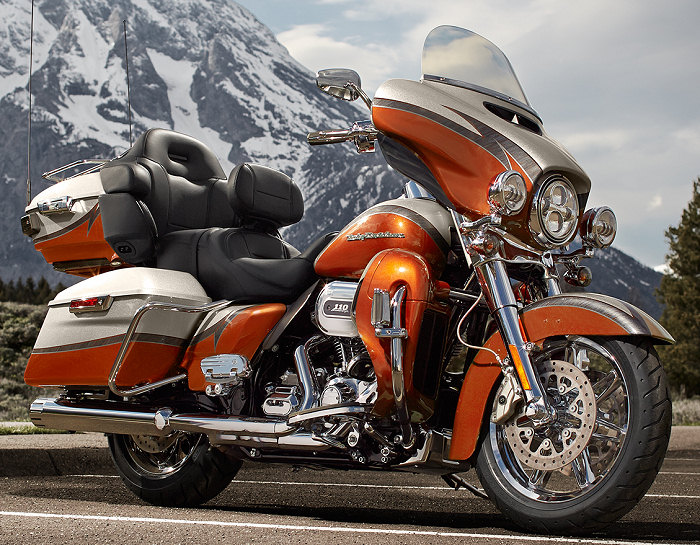 Reprogramiranje vozila Harley Davidson 1800 Electra / Glide / Road King / Softail 1800 CVO Limited  98