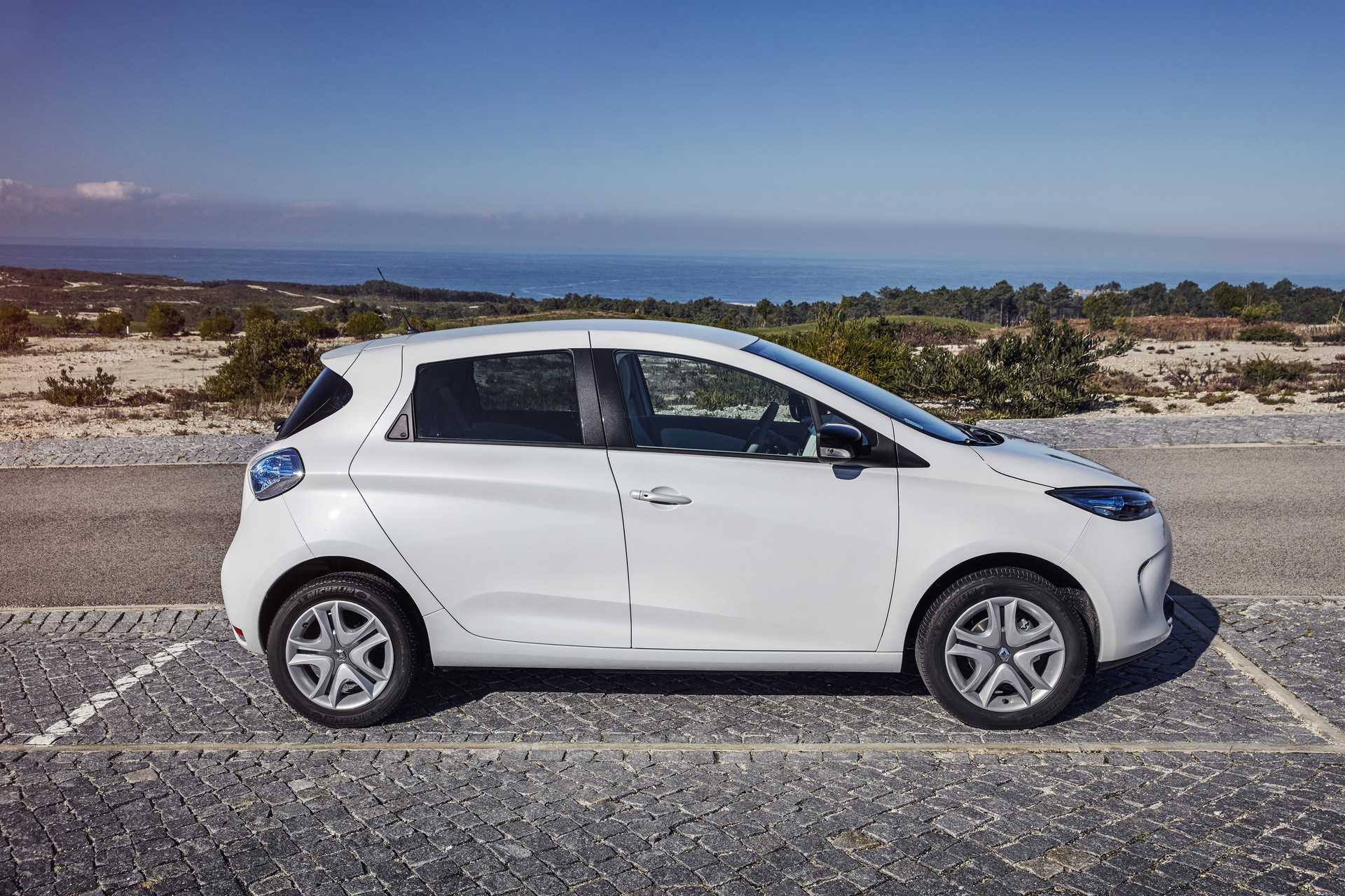 Reprogramiranje vozila Renault ZOE R110  109