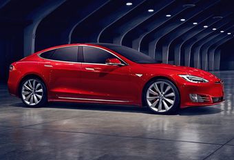 Reprogramiranje vozila Tesla Model S  60 320
