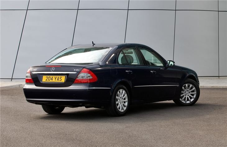 Reprogramiranje vozila Mercedes-Benz E 320 CDI 211