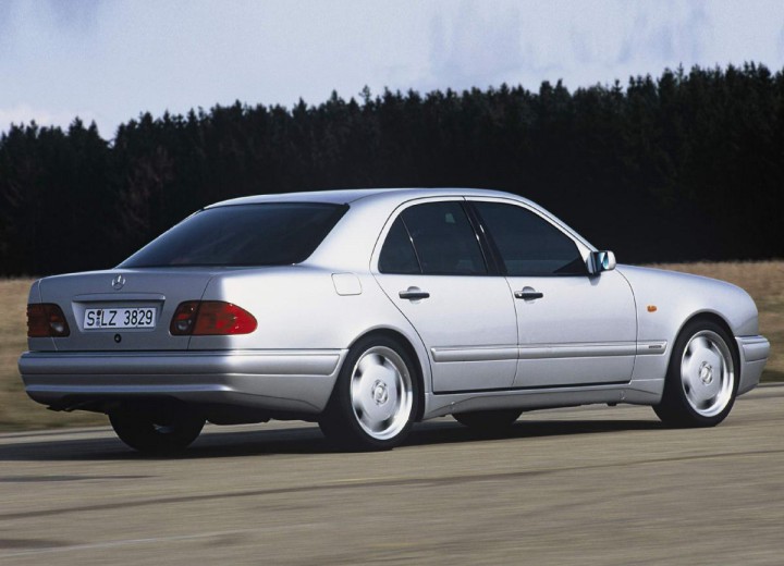 Reprogramiranje vozila Mercedes-Benz E 270 CDI 163