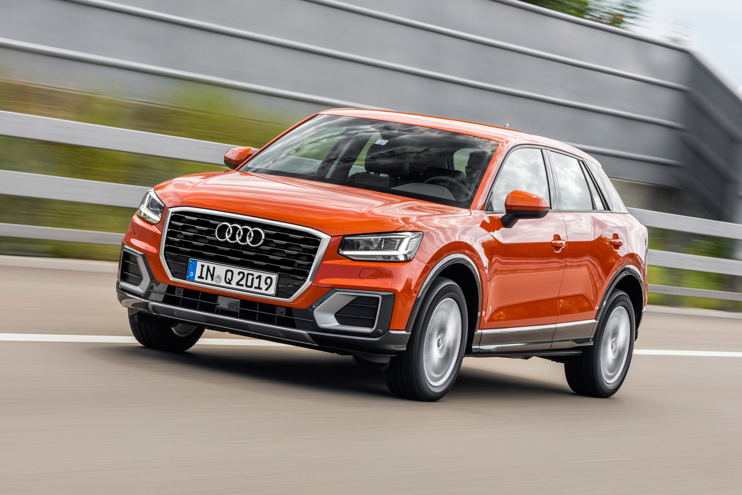 Reprogramiranje vozila Audi Q2 SQ2 (2.0 TFSI) 300