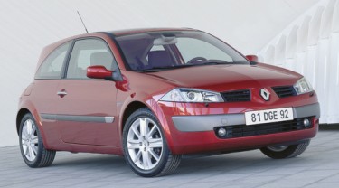Reprogramiranje vozila Renault Megane 2.0i 16v  136